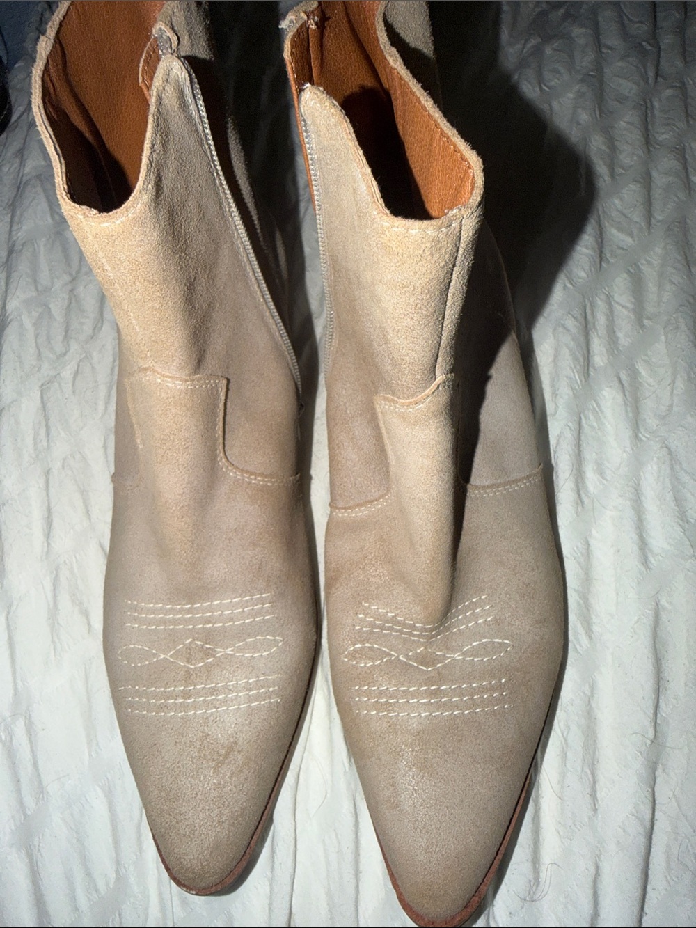 Lucky Brand Women's Light Beige Suede Pointed Ankle Boots
